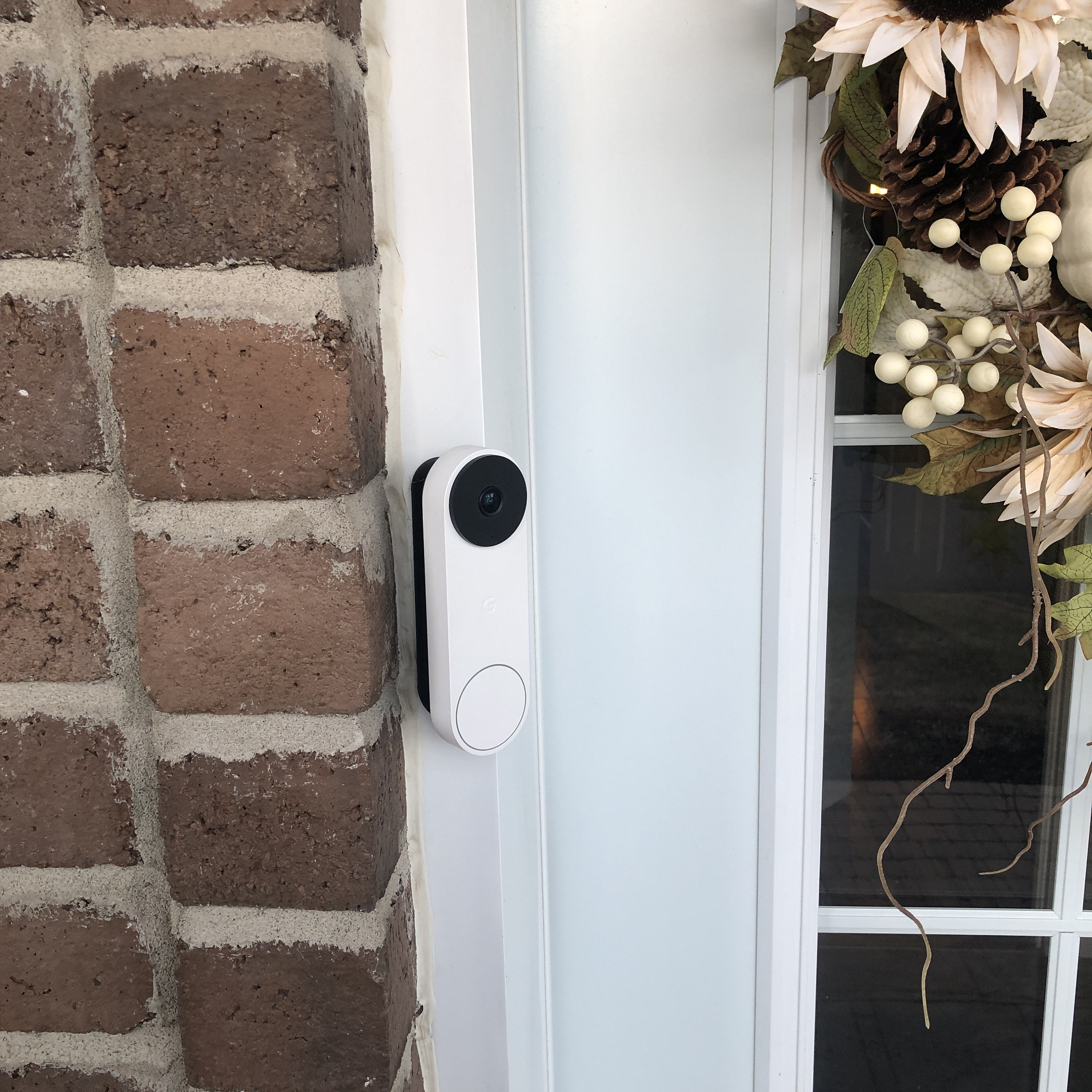 Nest hello cheap corner mount