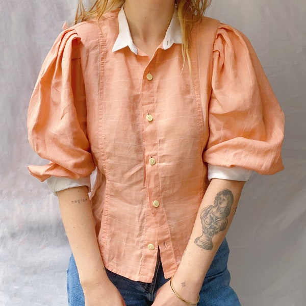 Vintage handmade linen blouse - salmon pink with white stripes - padded shoulders - size M
