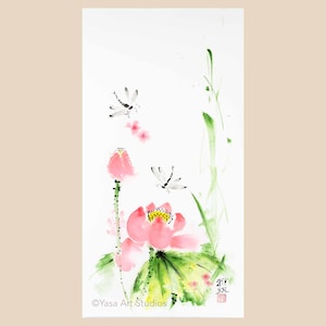 Dipinto di fiore di loto vibrante. Sumi-e originale – inchiostro e acquerelli su carta di riso – Suibokuga giapponese – arte murale cinese.