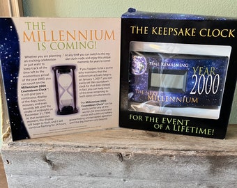 Horloge souvenir compte à rebours du millénaire de l'an 2000 dans sa boîte d'origine