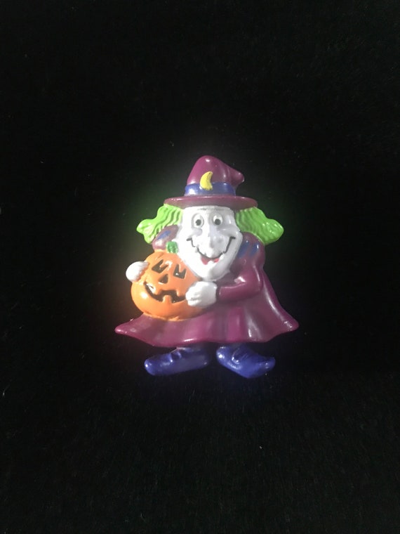 Vintage Russ Halloween Witch Pin