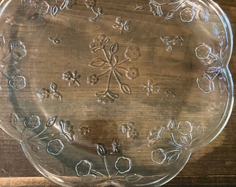 Set of 8 Beautiful Clear Glass Anchor Hocking 10” Savannah Floral Dinner Plates