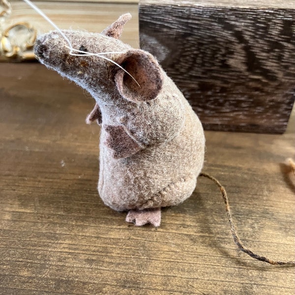 Mouse Pincushion - Etsy