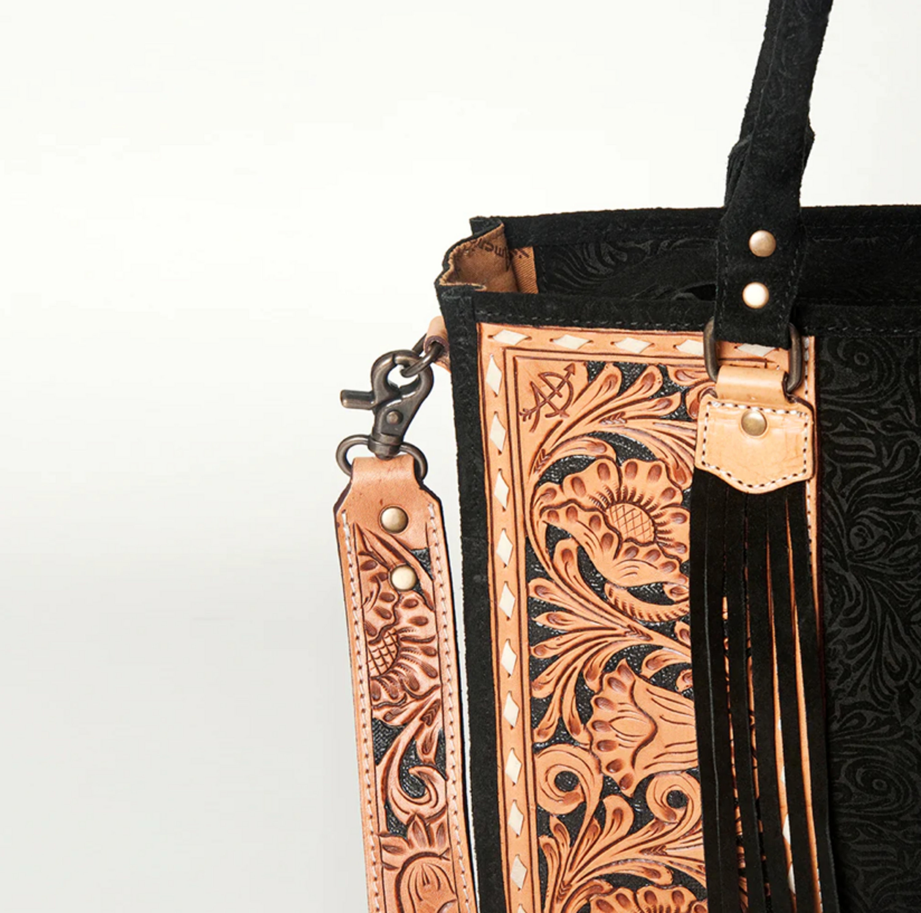 American Darling Brown Leather Bag with Southwestern Pattern American Darling Large Messenger CrossbodySaddle Blanket  main image 3