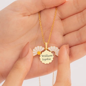 Personalized Daisy Name Necklace, Valentine's Day Gift, Openable Daisy Necklace, Girlfriend Name Necklace, Flower Necklace, Best Friend Gift