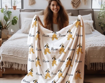Pluto Cartoon Blanket | Cute Disney-Inspired Fleece Throw Blanket | Cozy Home Decor | Perfect Gift for Dog Lovers