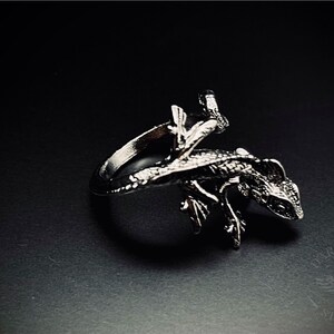 Adjustable Gecko Ring | Reptile | Spirit Animal ring | Antique silver | Witchy | Gothic | Alternative Jewellery | Gift Bag | Free Delivery image 7