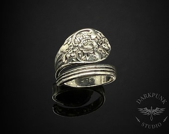 Floral Rose Spoon Ring | Vintage style flower ring | Antique silver | Adjustable ring | Alternative Jewellery | Gift Bag | Free Delivery