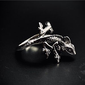 Adjustable Gecko Ring | Reptile | Spirit Animal ring | Antique silver | Witchy | Gothic | Alternative Jewellery | Gift Bag | Free Delivery image 8