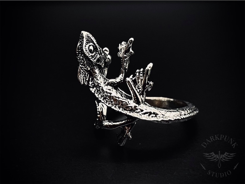 Adjustable Gecko Ring | Reptile | Spirit Animal ring | Antique silver | Witchy | Gothic | Alternative Jewellery | Gift Bag | Free Delivery image 6