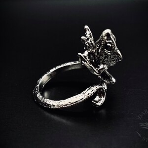 Adjustable Gecko Ring | Reptile | Spirit Animal ring | Antique silver | Witchy | Gothic | Alternative Jewellery | Gift Bag | Free Delivery image 5