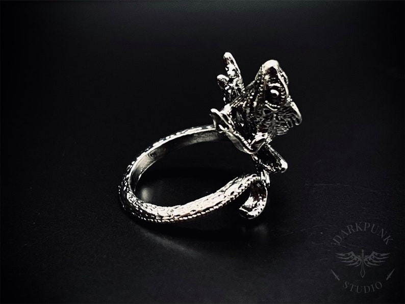 Adjustable Gecko Ring | Reptile | Spirit Animal ring | Antique silver | Witchy | Gothic | Alternative Jewellery | Gift Bag | Free Delivery image 5