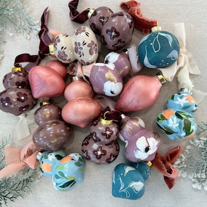 Hand painted Christmas ornament, Floral Christmas ornament, ceramic Christmas ornament, colorful Christmas ornament, hand painted ornament