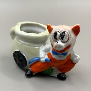Vintage Anthropomorphic Pig Pulling Cart Toothpick Holder