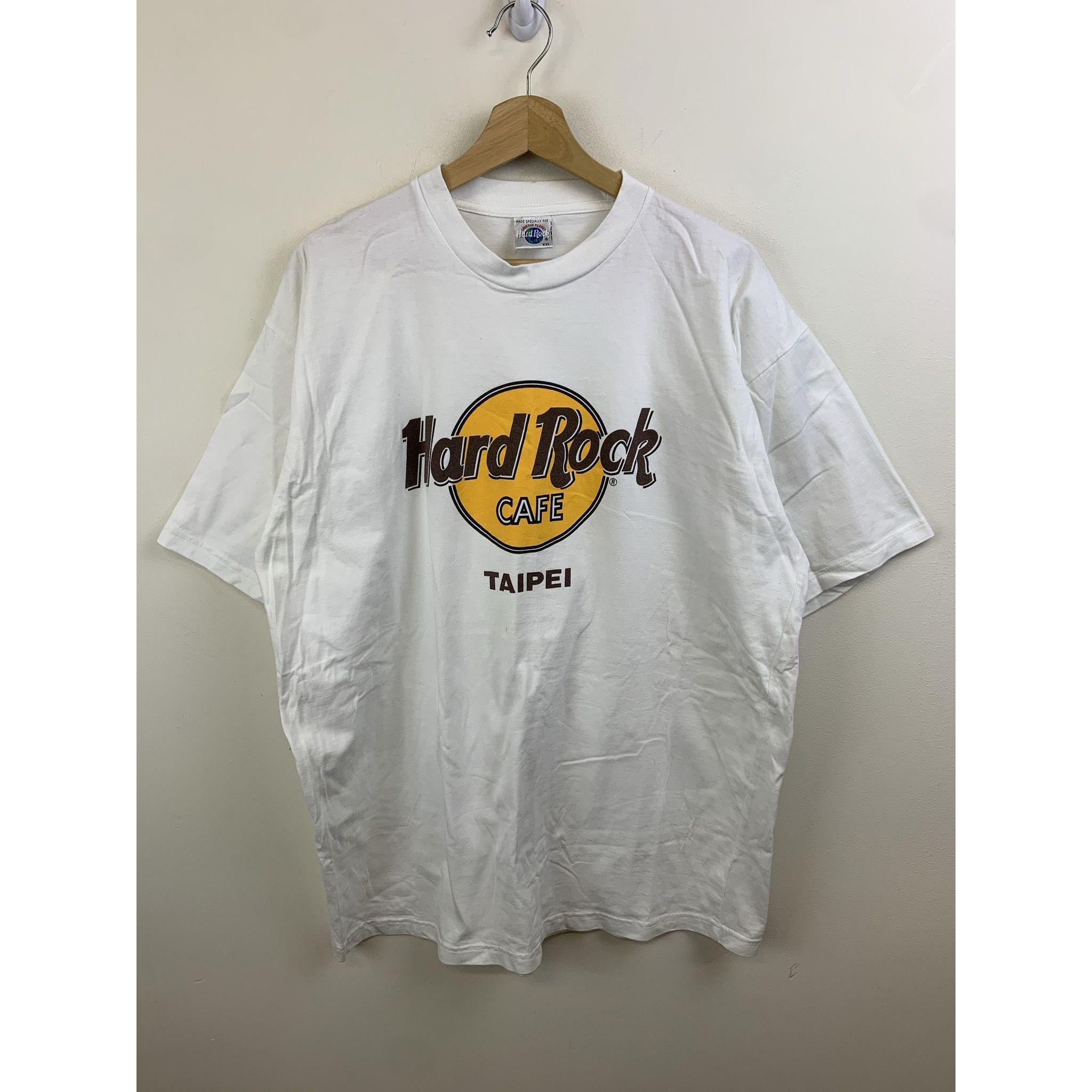 Vintage Hard Rock Cafe Taipei Tee Shirt Size XXL Vintage Rare Find 
