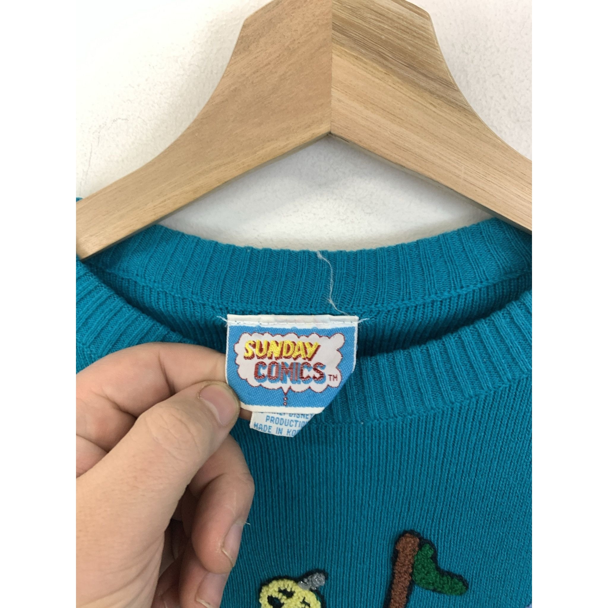 Vintage 1990s Disney Mickey Mouse Skiing Knit Sweater 3D Knit 