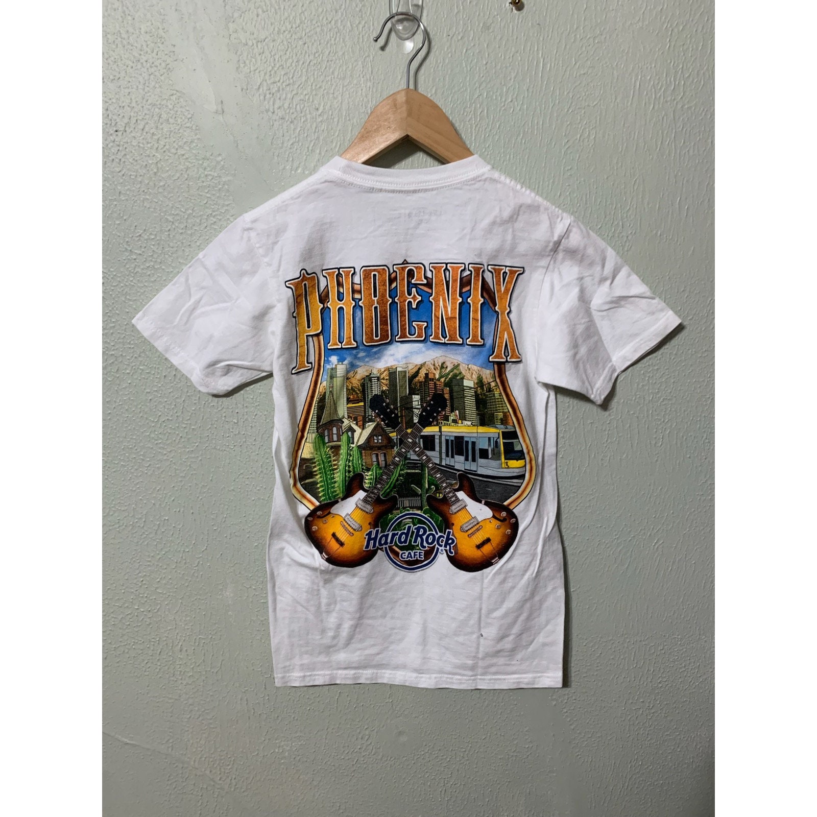 Fender　HARD ROCK CAFE　アロハシャツ　XL　B4386 Vintage Hard Rock Cafe Phoenix Guitar Tee - Etsy