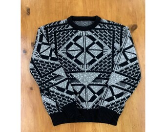 Vintage 2000s Large Crosshair Reticle Knit Sweater vintage cozy warm thick winter fall sweater gift vintage sweater