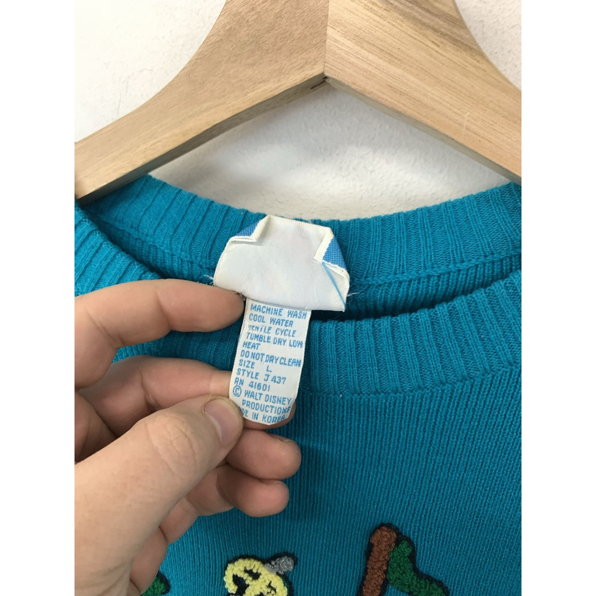 Vintage 1990s Disney Mickey Mouse Skiing Knit Sweater 3D Knit 