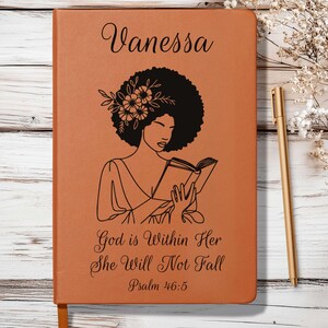 Diário de Afirmação de Gratidão Personalizado, Caderno de Oração de Couro, Presente Cristão com Versículo da Bíblia, Mulher Afro com Arte de Linha, Presente Personalizado Salmo 46:5
