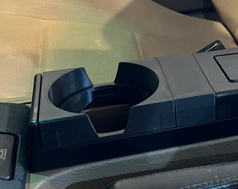 Uchwyt na kubek E36 (większy)