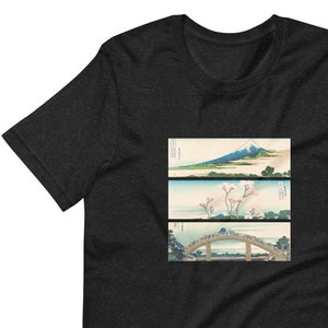 3 weergaven van Hokusai Vintage Art Unisex T-shirt, Japans Ukiyo-e shirt, Mount Fuji shirt, kersenbloesem shirt
