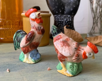 Vintage Ceramic Rustic Farmhouse Japanese Rooster Chicken Salt and Pepper Shaker Set