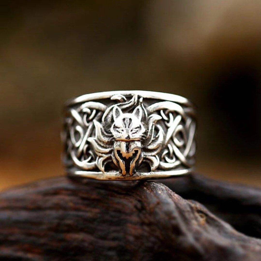 Mens Silver Animal Nine Tailed Fox Signet Ring Viking Engraved ...