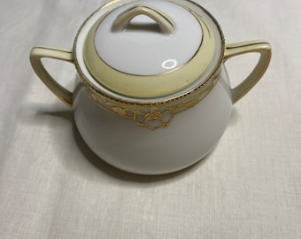 Azucarero japonés vintage con flores doradas y pintado a mano con tapa