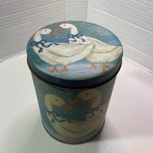 Vintage Winter Geese with Blue Bows 6 Pieces Tin Canister Set
