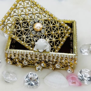 Portagioie in perle dorate – Elegante portagioie con perle finte – Vanity Storage per anelli, orecchini, accessori – Regalo per lei, rettangolo