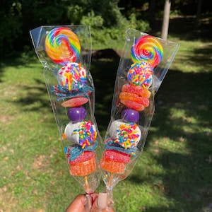 Candy Kabobs | Non-Personalized Candy Skewers | Party Favors | Kids Treats | Birthday, Baby Shower, Holiday | BellaBonSweets