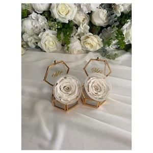 Boîtes de roses éternelles personnalisées