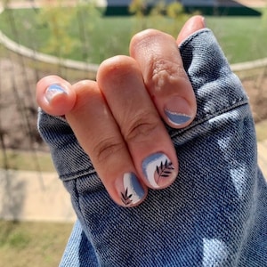 White flowers Nail Wraps, Nail Strips, Nail Stickers, Nail Art, Nail Decal, Nail Polish