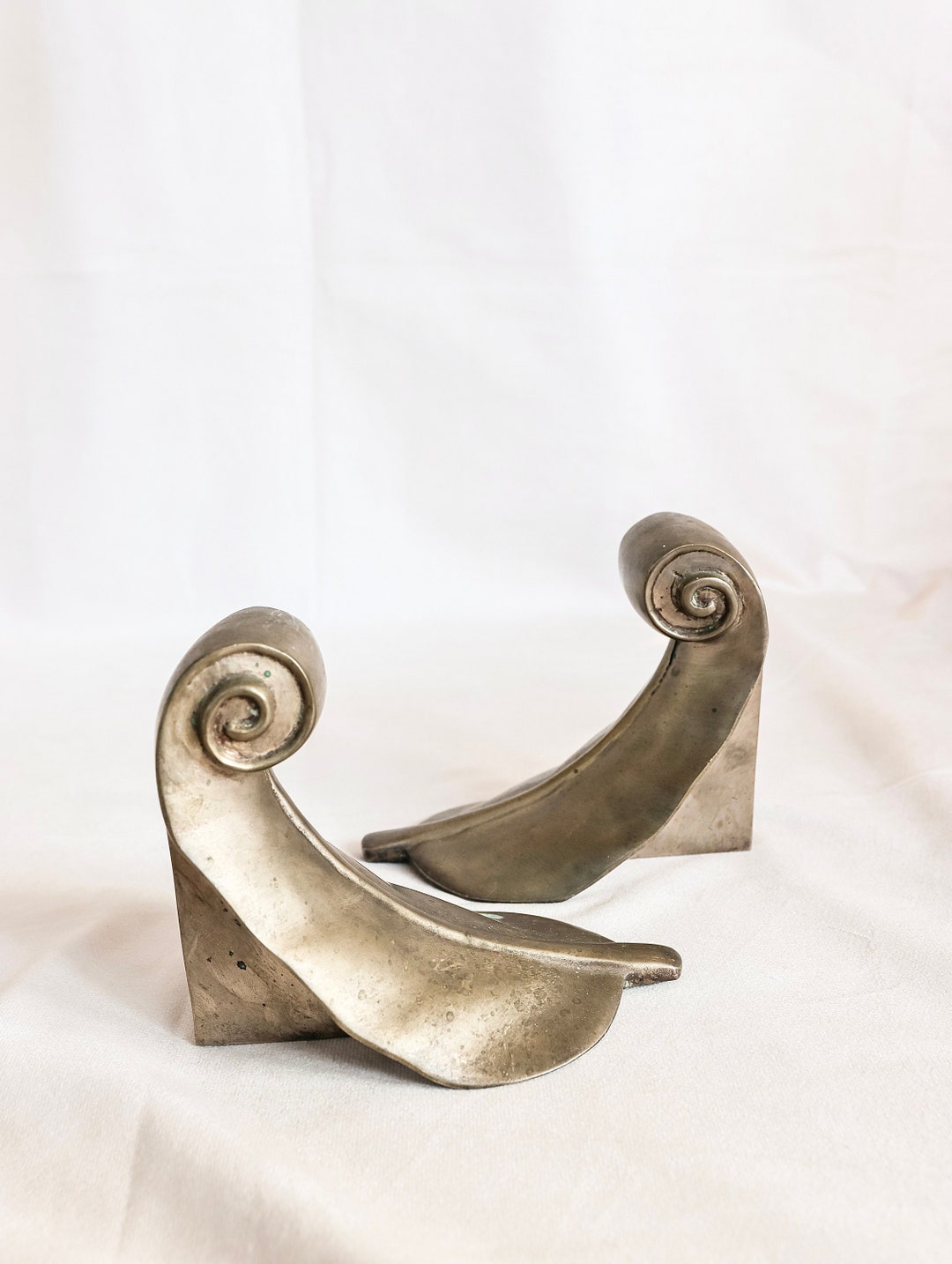 Vintage Brass Scroll Leaf Bookend Office Library Home Decor Pair of