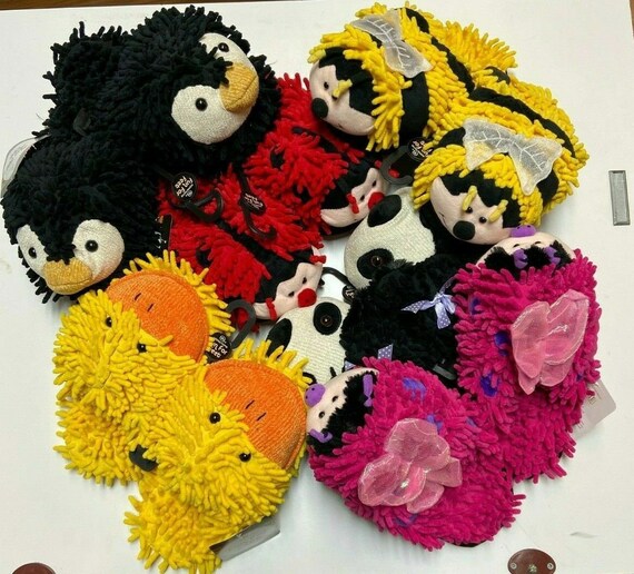 Fuzzy friends store slippers uk