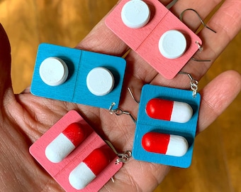 Orecchini pendenti con grandi compresse e capsule, orecchini divertenti per chi assume farmaci, regali per farmacisti, ganci in argento inossidabile di qualità.