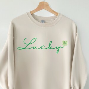 Lucky Sweatshirt, Clover, St Patricks Day Sweatshirt, Saint Patrick&#39;s Pullover, Lucky Sweater, Shamrocks, Oversized Crewneck