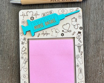 Personalized Nurse Gift: Engraved Bamboo Pen & Wood Post-it Holder