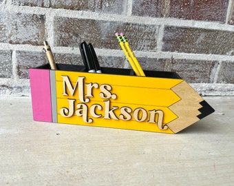 Teacher gift custom pencil holder with pen pencils and markers- desk organizer- teacher appreciation end of year gift