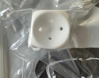 Cube Pessary with Drainage Holes Silicone Bioteque America