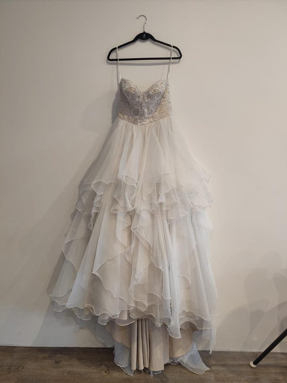 Ivory Tulle V Neck Dress - Engagement Bridal Ball Gown - Boho Wedding Dress for Women - Bridal Shower Dress - Summer Bridal Gift for Friend - Etsy Ivory Tulle V Neck Dress - Engagement Bridal Ball Gown - Boho Wedding Dress for Women - Bridal Shower Dress - Summer Bridal Gift for Friend - Etsy