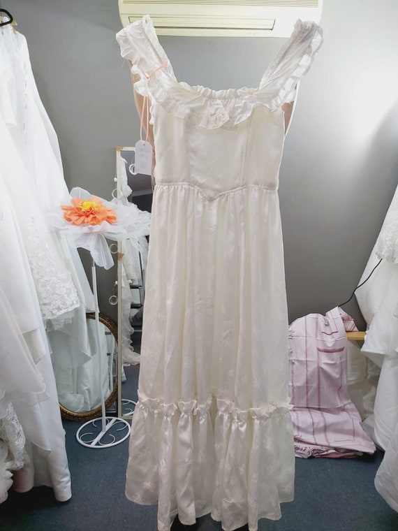 Vintage Bohemian Ruffled Wedding Gown, Empire Waist, Sleeveless - Etsy