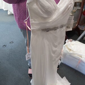 Ivory A-Line Wedding Dress: Beaded Waist, Sleeveless, Size 6