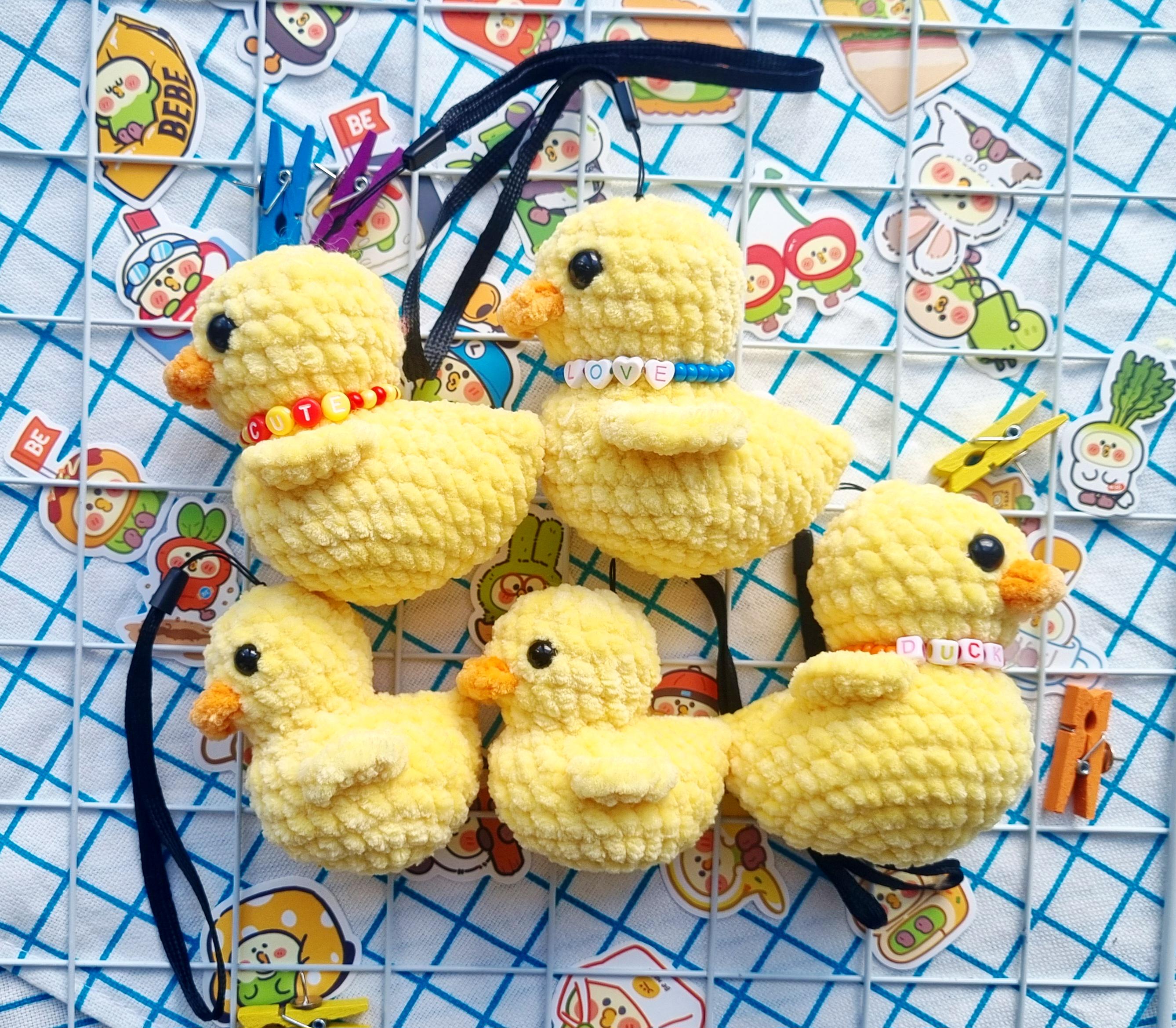 あみぐるみ　アヒル　【受注製作になります】 アヒルのあみぐるみ 夢子YUMEKOmadeさんの無料編み図を参考にしました