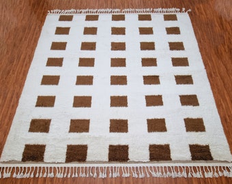 Moroccan Wool Rugs for Living Room, Bedroom, Dining Room | Cozy Rug for Barefoot | Checkered Wool Rug | Large Beni Ourain Rug
