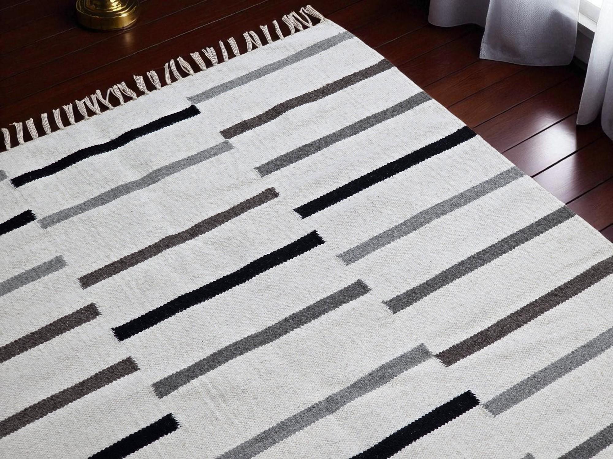 Scandinavian Moroccan Rugs - Modern Handwoven White Striped Rug - Wool Kilim Modern Rug for Living Room, Bedroom, Dining Room, Guest Room
