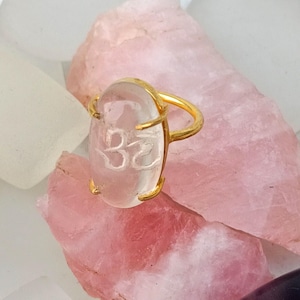 Om Crystal Ring /Om Ring With Natural Gemstone /Handmade Om Symbol Ring /Crystal Quartz Jewelry /Mindfulness Jewelry/Spiritual Gift For Her