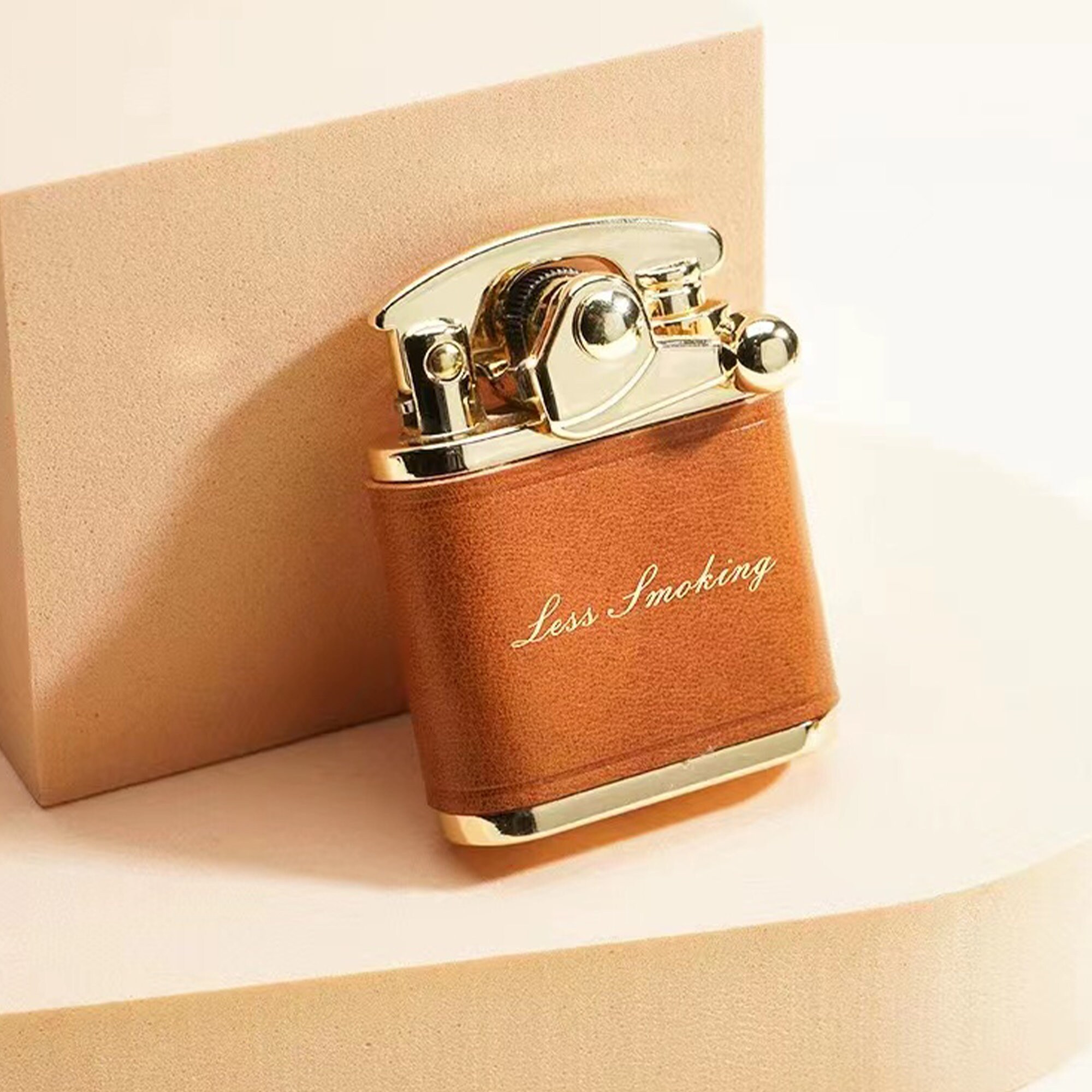 custom lighter，kerosene lighter，leather lighter，custom bronzing letters