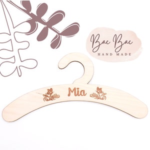 Personalized Baby Hangers, Baby shower gifts, Gift with a name, Wooden hanger for baby, Hanger for children's clothes, Butterfly hanger